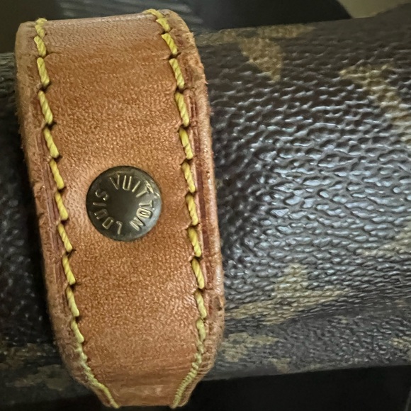 LOUIS VUITTON PreOwned Shoulder Bag SaumurMM Monogram Canvas Brown Women - Picture 3 of 10